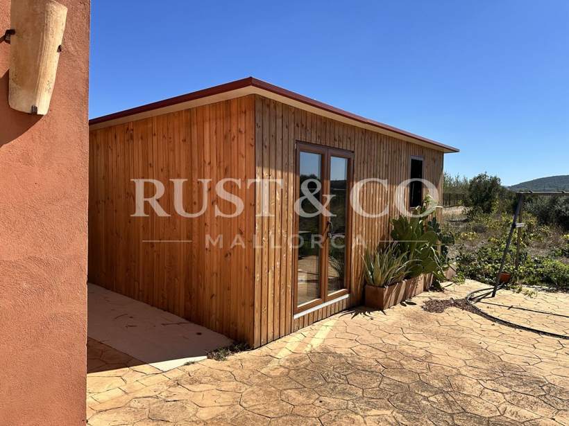 Casetas y casas de madera en Mallorca – trabajo de RUST & CO
