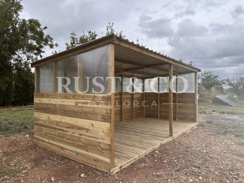 How to look after outdoor timber in Mallorca's climate – RUST & CO