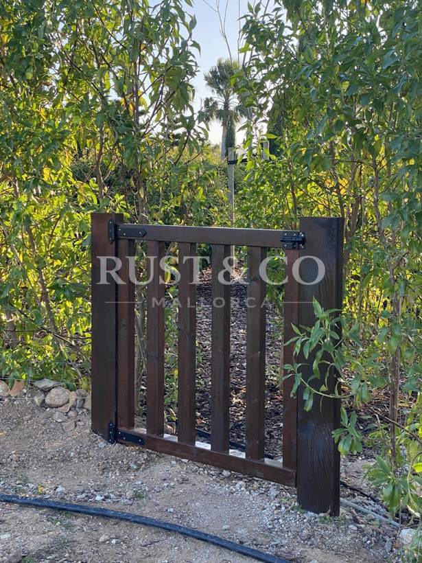 Puertas de finca en Mallorca – trabajo de RUST & CO